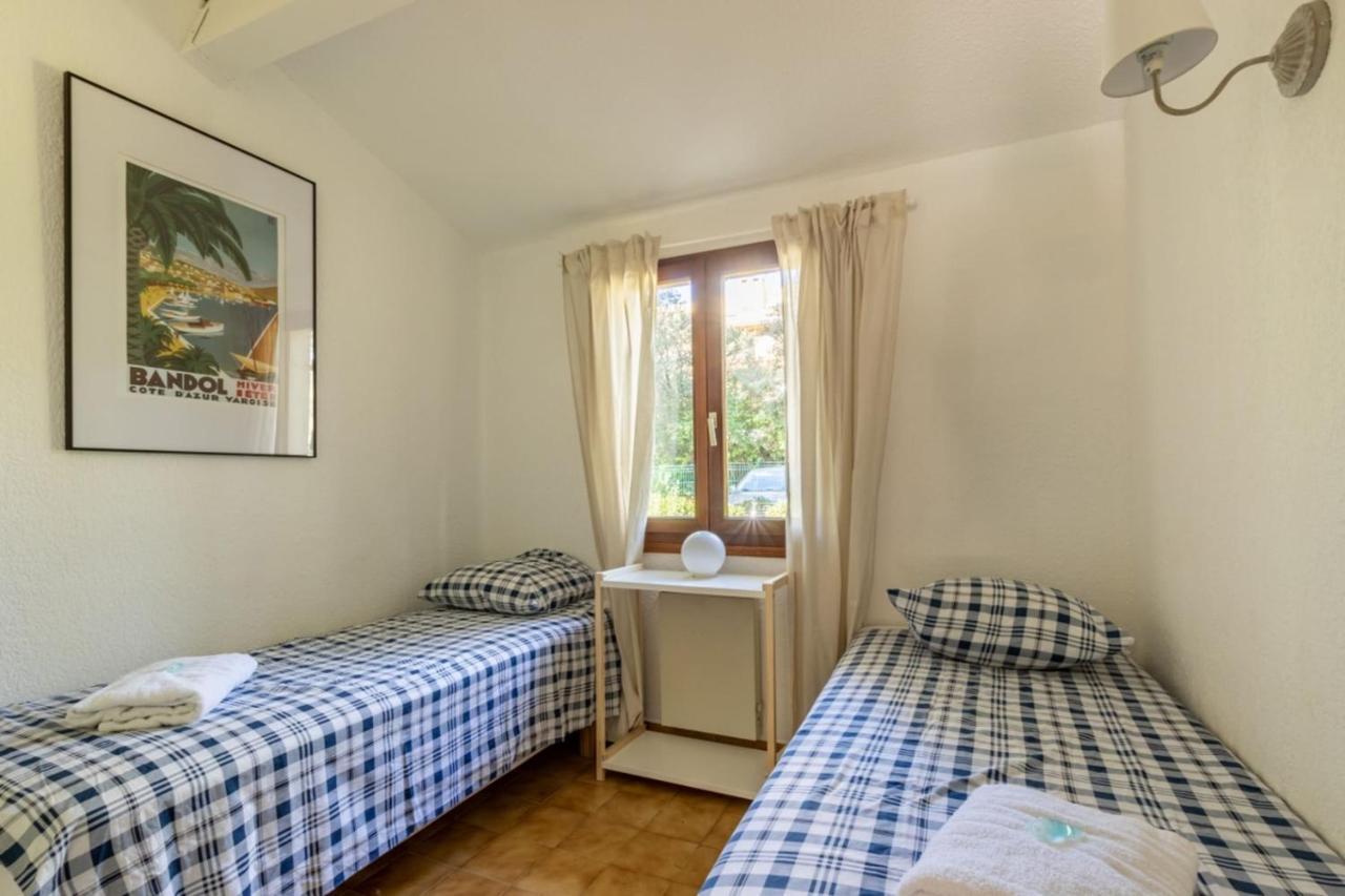 Nice Apt For 4 With Terrace And Pool Apartment Bandol Luaran gambar