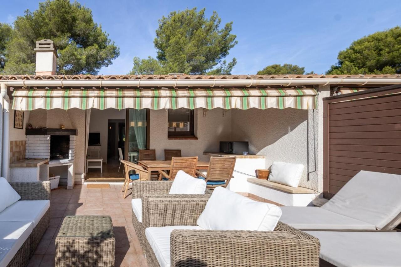 Nice Apt For 4 With Terrace And Pool Apartment Bandol Luaran gambar